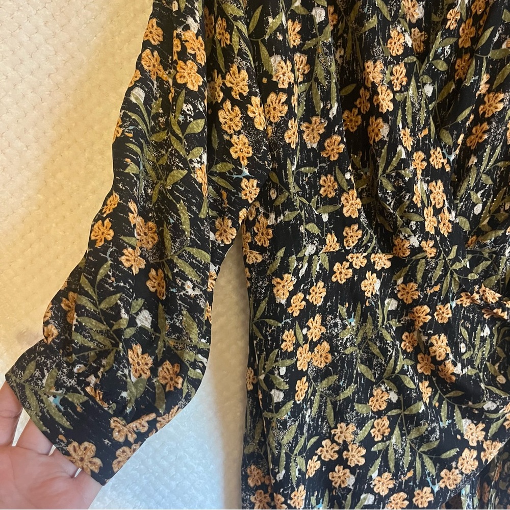 Entro Wrap Dress Floral Long Sleeve Dress Bishop Sleeves V Neck Black Green MED - Picture 4 of 7